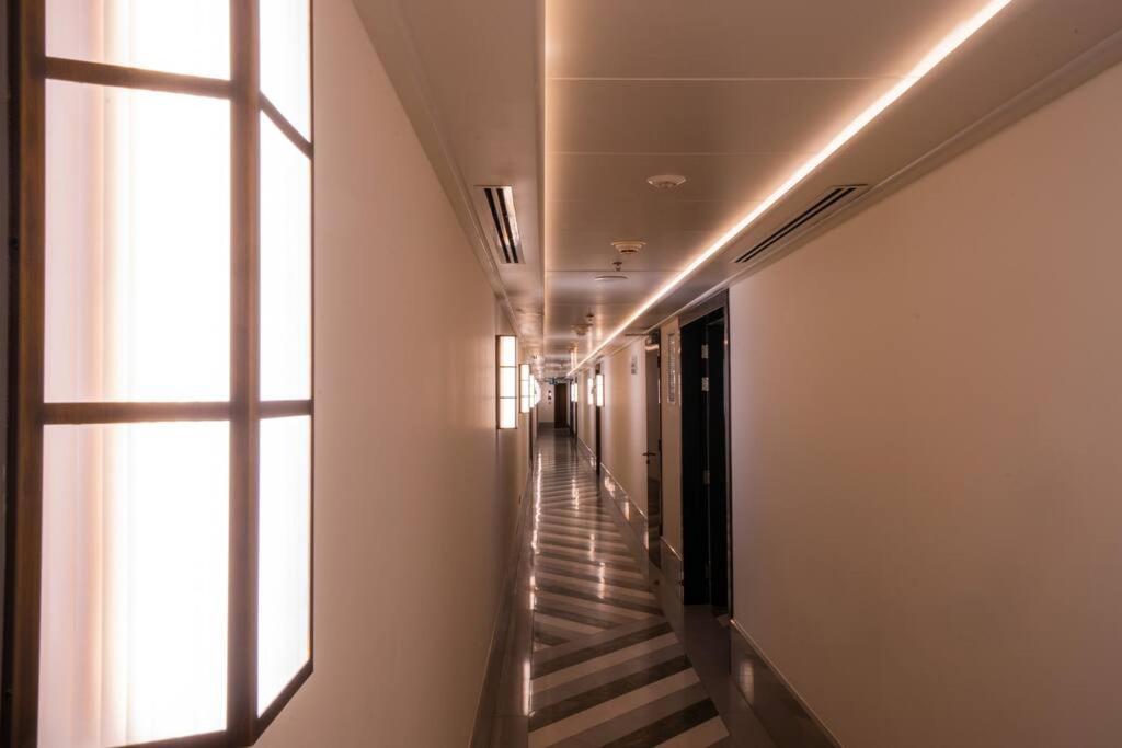 Abdali Boulevard L Luxury L 1 Bedroom * Amman